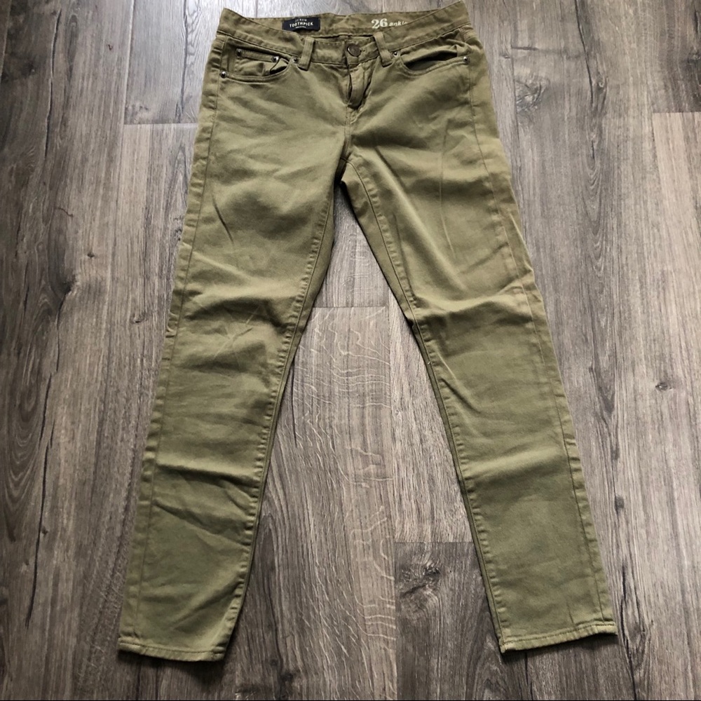 Toothpick jean, 26